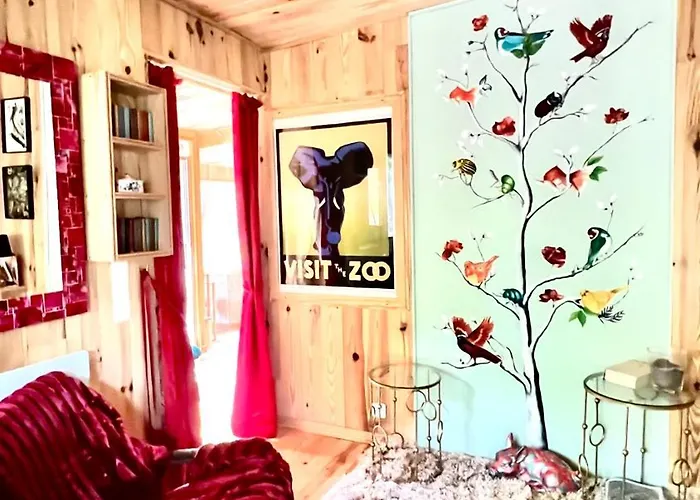 L'aquarium De Proust Sous Les Arbres Lacanau